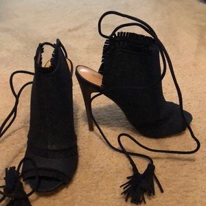 Women blue jean shoe